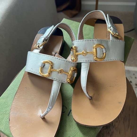 Gucci Women’s sandals with Horsebit - Picture 2 of 13